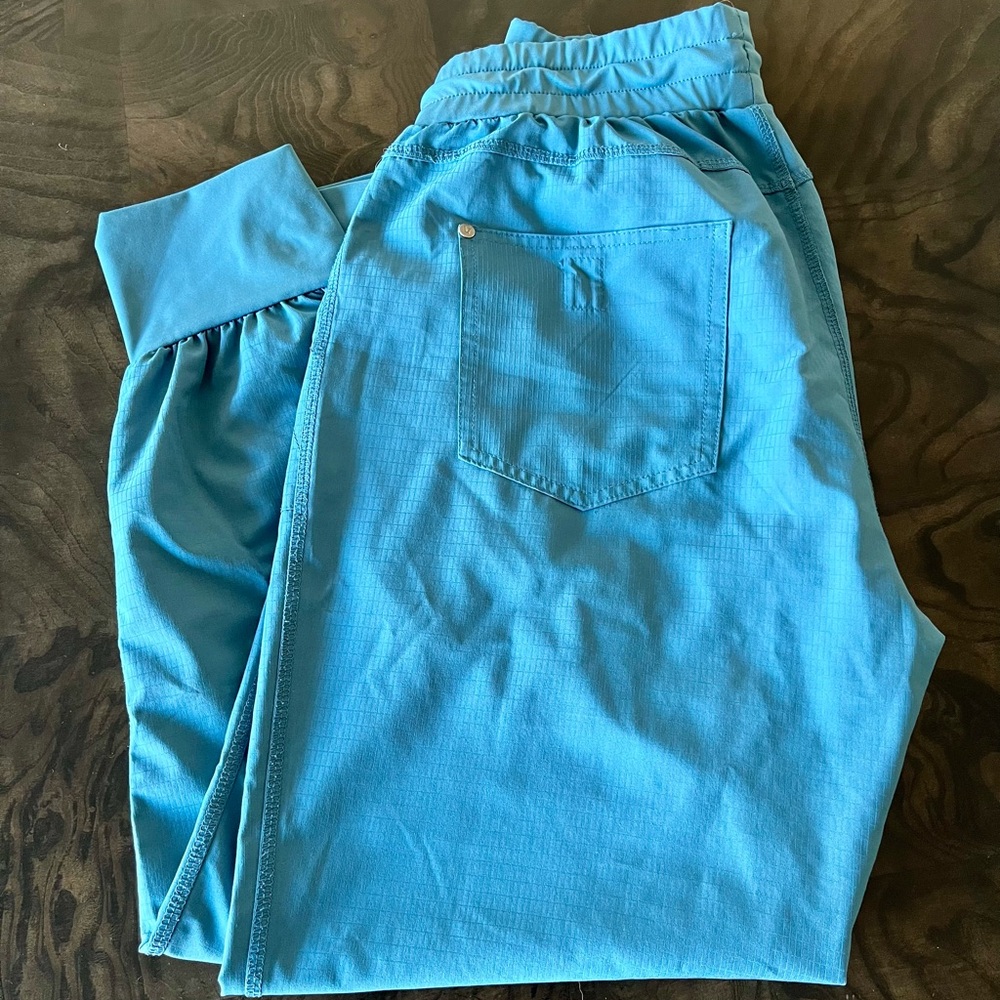 Women’s Vuori Blue Joggers